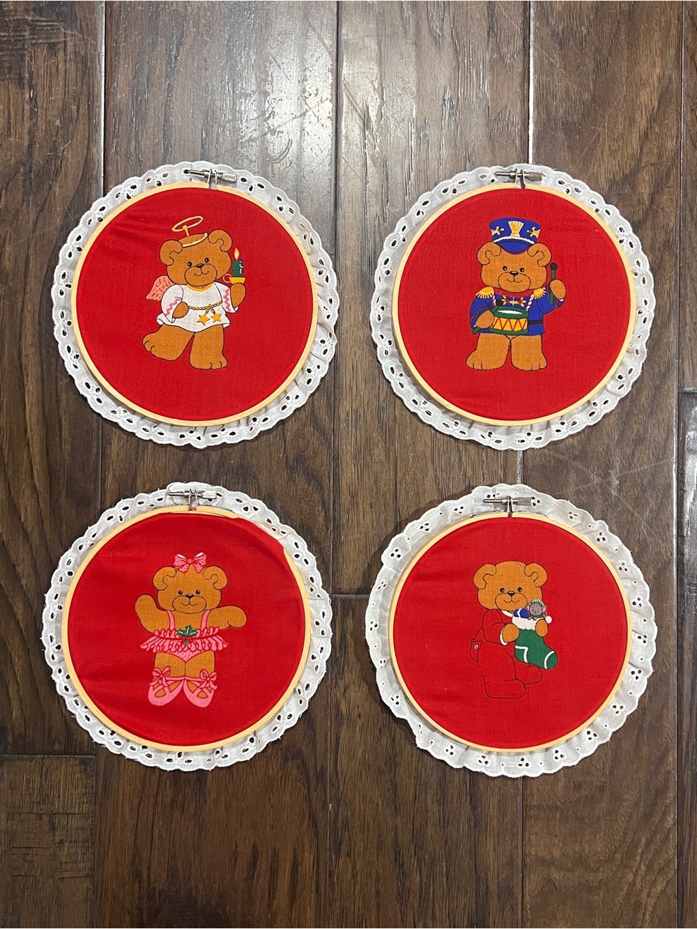 VTG 1980s Christmas Teddy Bear Hoop Wall Hangings Set of 4